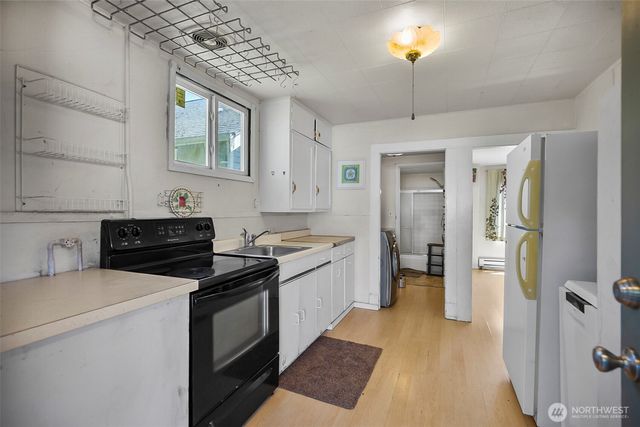 2512 Cedar Street, Everett, WA 98201