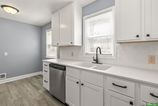4602 N 47th Street, Omaha, NE 68104