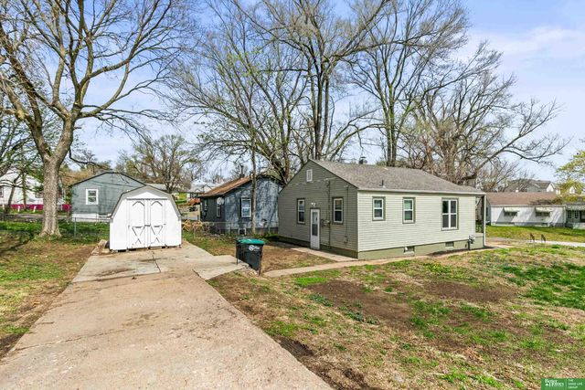 4602 N 47th Street, Omaha, NE 68104
