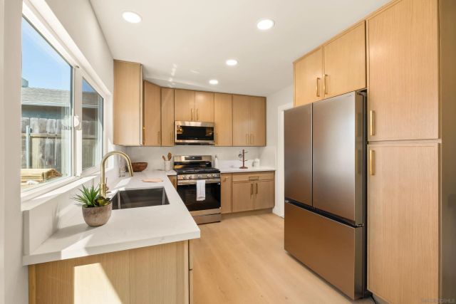 832 Reef Drive, San Diego, CA 92154