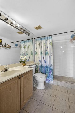 800 S Crestwood Ct Court S 809, Royal Palm Beach, FL 33411