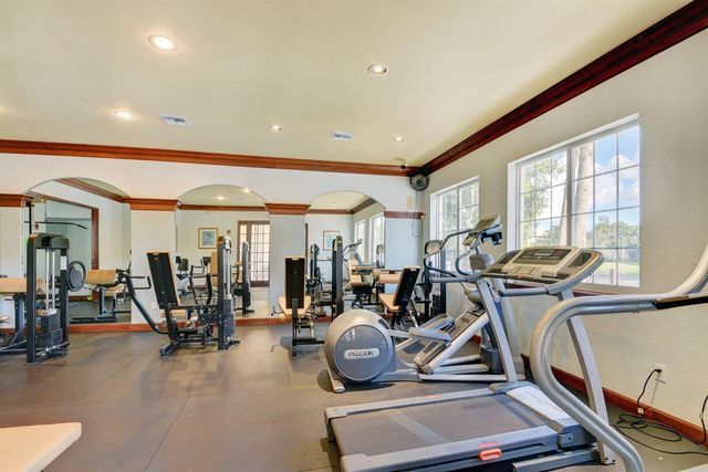 800 S Crestwood Ct Court S 809, Royal Palm Beach, FL 33411