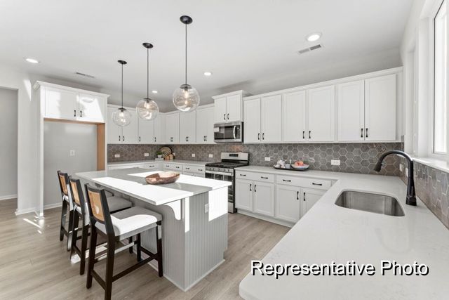 1030 House Finch Avenue Cc322-14, Ravenel, SC 29470