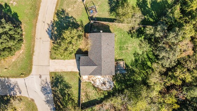 105 Snyders TRL, Liberty Hill, TX 78642