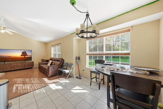 105 Snyders TRL, Liberty Hill, TX 78642