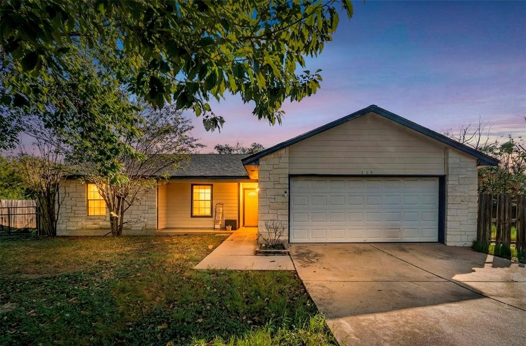 105 Snyders TRL, Liberty Hill, TX 78642