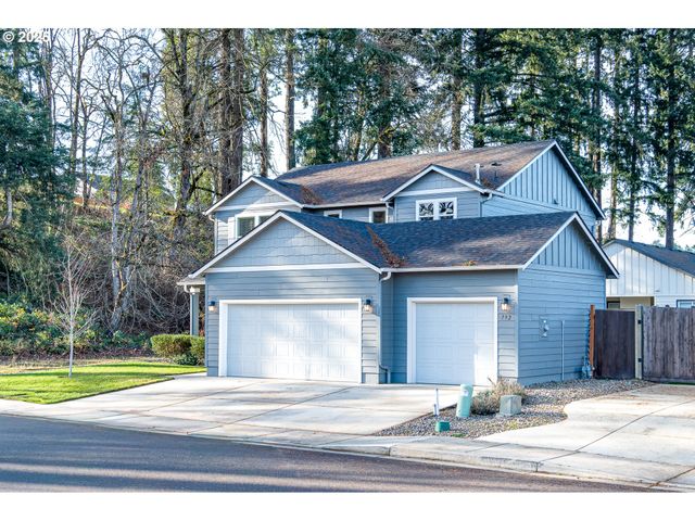 792 S 52ND Pl, Springfield, OR 97478