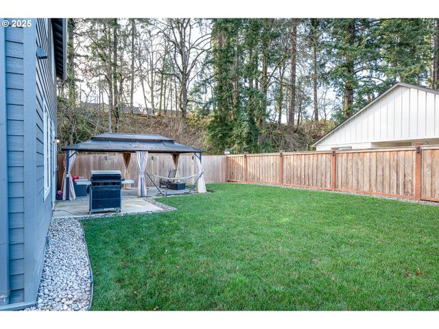 792 S 52ND Pl, Springfield, OR 97478