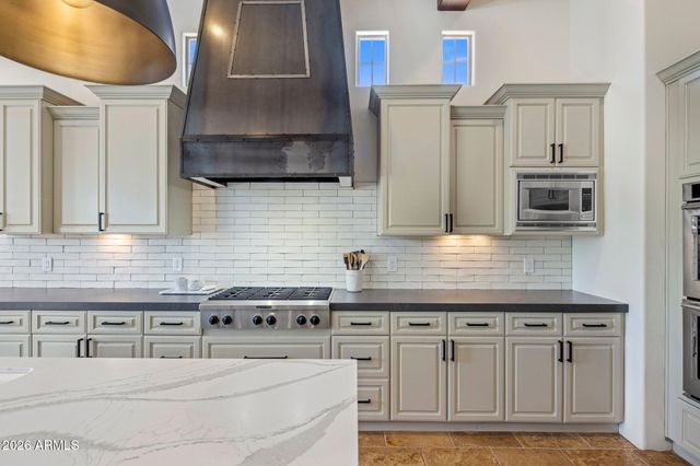 8184 E WINGSPAN Way, Scottsdale, AZ 85255