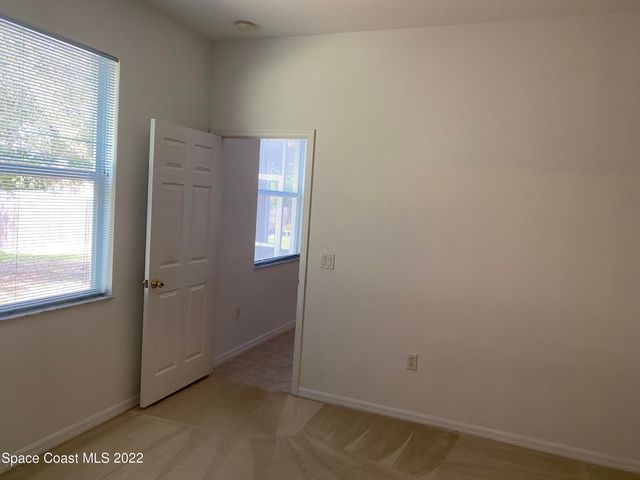 1737 Fairlight Street NW, Palm Bay, FL 32907