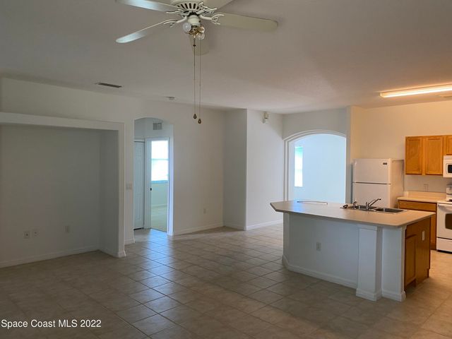 1737 Fairlight Street NW, Palm Bay, FL 32907