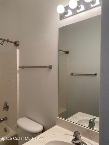 1737 Fairlight Street NW, Palm Bay, FL 32907