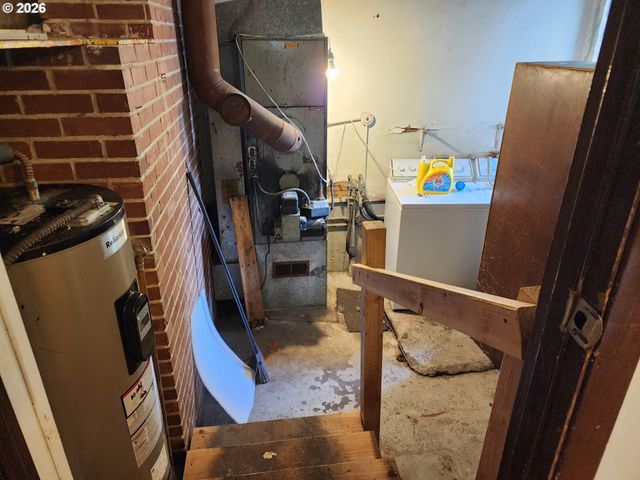 7929 Se DUKE St, Portland, OR 97206