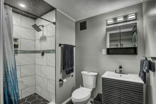 113 Saint Jude Circle, Florence, KY 41042
