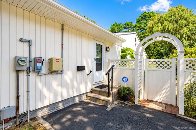 17 Mill Street, Port Jefferson Station, NY 11776