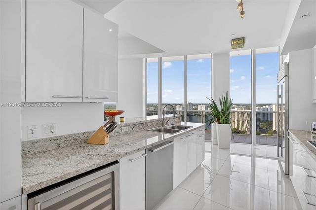 4100 Island Boulevard 2303, Aventura, FL 33160