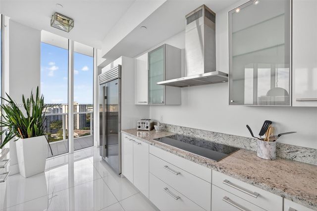 4100 Island Boulevard 2303, Aventura, FL 33160