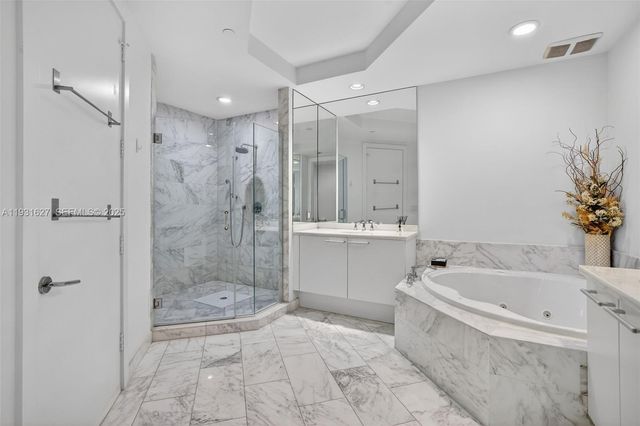 4100 Island Boulevard 2303, Aventura, FL 33160