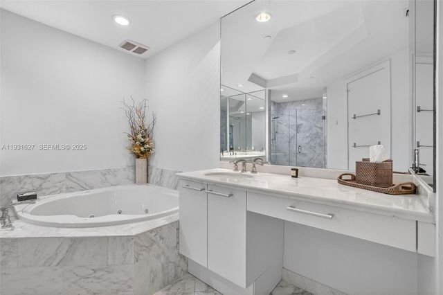 4100 Island Boulevard 2303, Aventura, FL 33160
