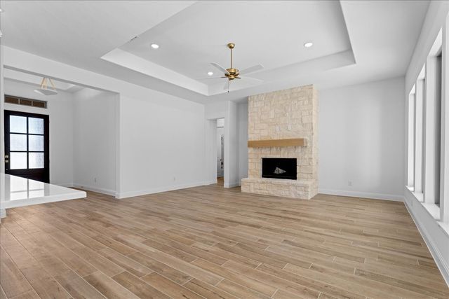 687 Bent Tree Lane, Weatherford, TX 76085