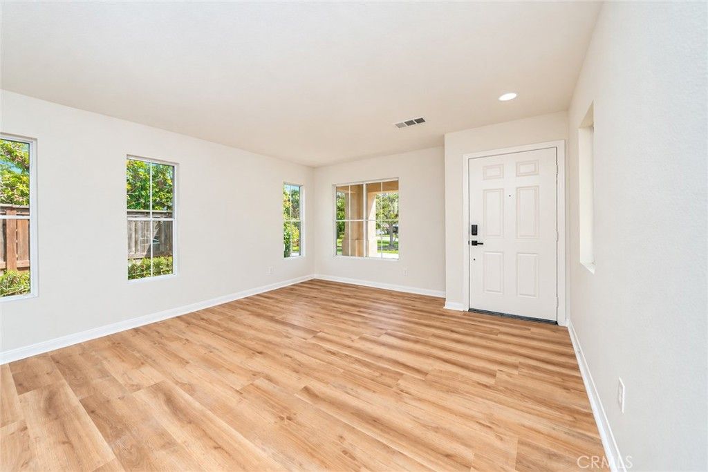 25892 Marco Polo Street, Murrieta, CA 92563 — photo 3