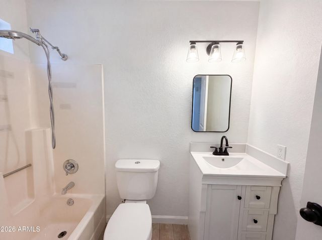 19601 N 7TH Street 2050, Phoenix, AZ 85024