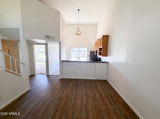 19601 N 7TH Street 2050, Phoenix, AZ 85024