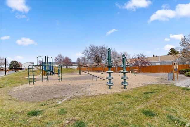 2347 W 4240 S, Taylorsville, UT 84129