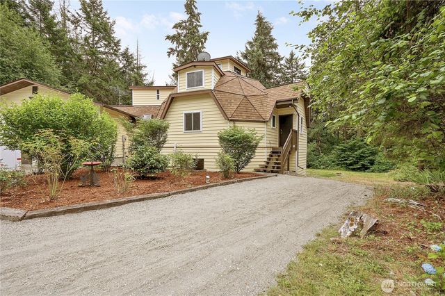 16412 38th Avenue E, Tacoma, WA 98446
