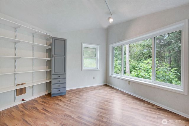 16412 38th Avenue E, Tacoma, WA 98446