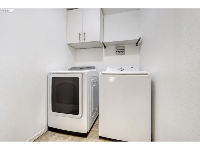 43 S 20TH Ave, Cornelius, OR 97113