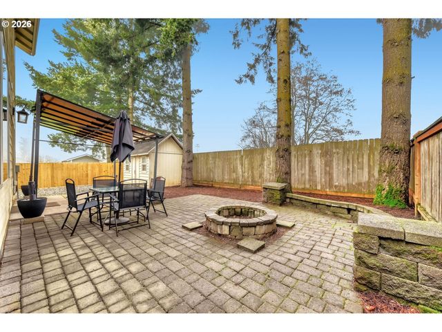 43 S 20TH Ave, Cornelius, OR 97113