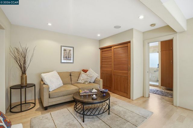 1988 Saint George Rd, Danville, CA 94526