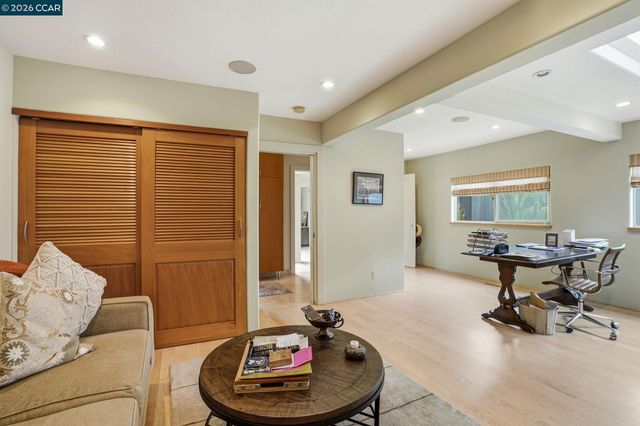 1988 Saint George Rd, Danville, CA 94526