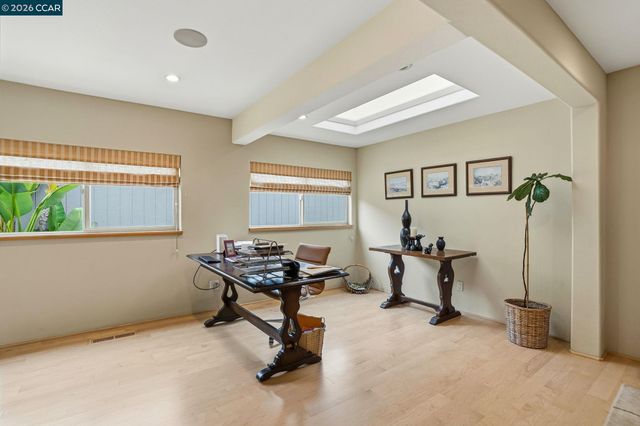 1988 Saint George Rd, Danville, CA 94526