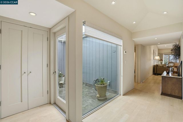 1988 Saint George Rd, Danville, CA 94526