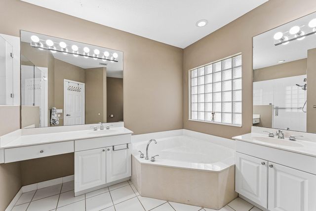 4858 S Classical Boulevard, Delray Beach, FL 33445