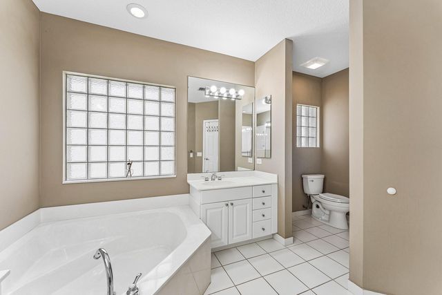 4858 S Classical Boulevard, Delray Beach, FL 33445