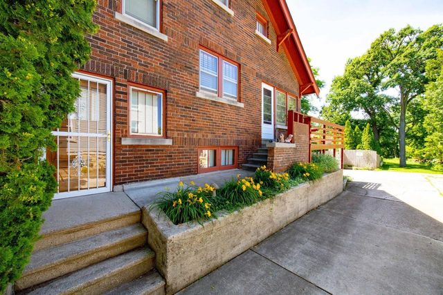 710 S Main Street, Janesville, WI 53545