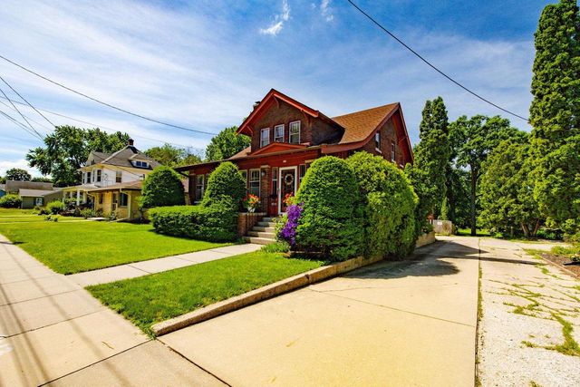 710 S Main Street, Janesville, WI 53545