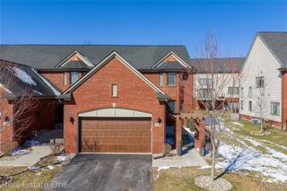 3616 Bay Harbor Drive, Brighton Township, MI 48114