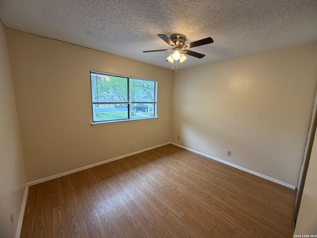 11814 OCEAN SPGS, San Antonio, TX 78249