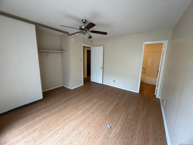 11814 OCEAN SPGS, San Antonio, TX 78249