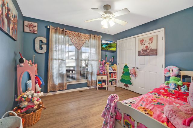 223 Grove Loop, Crossville, TN 38555