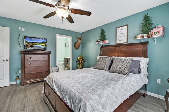 223 Grove Loop, Crossville, TN 38555