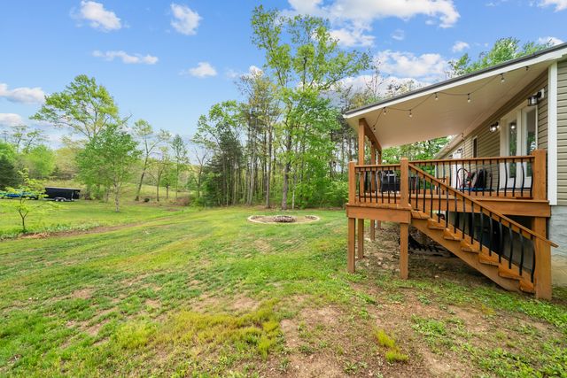 223 Grove Loop, Crossville, TN 38555