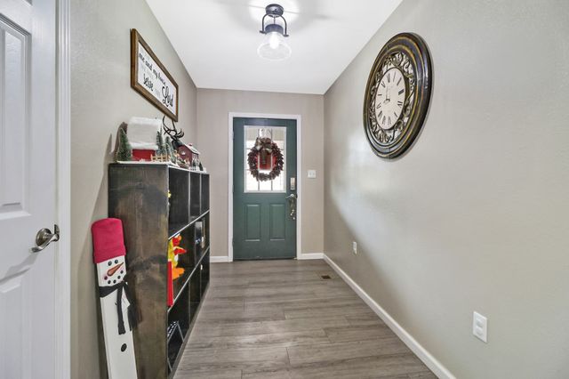 223 Grove Loop, Crossville, TN 38555