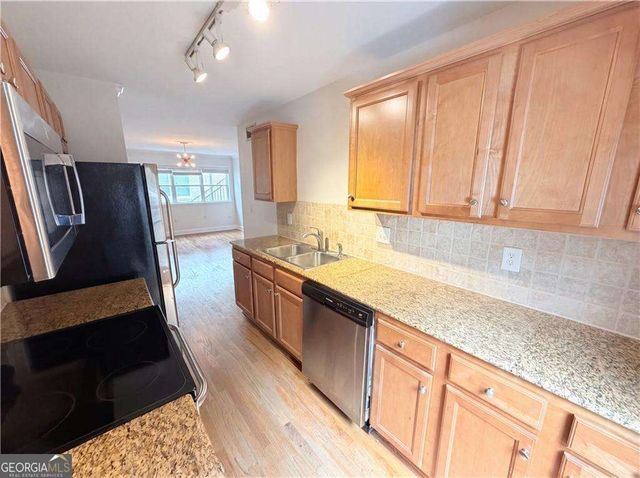 48 Peachtree Avenue 213, Atlanta, GA 30305