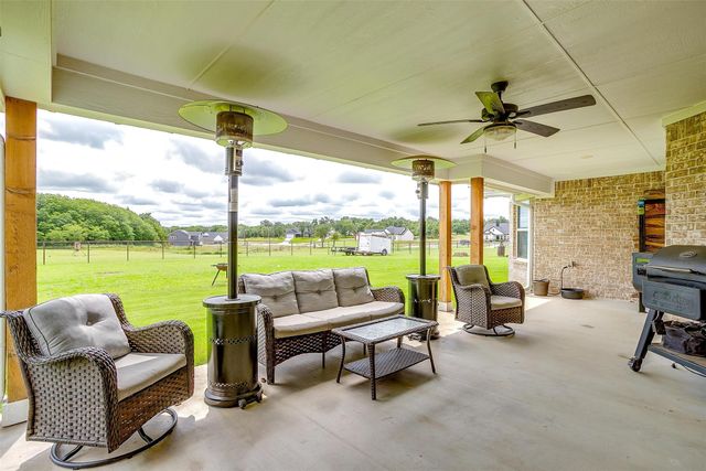 113 Greyhound Lane, Poolville, TX 76487