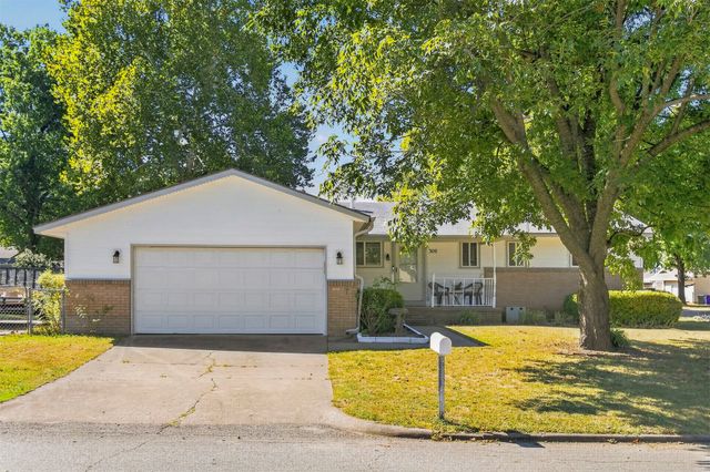309 W Vandalia Street, Broken Arrow, OK 74012